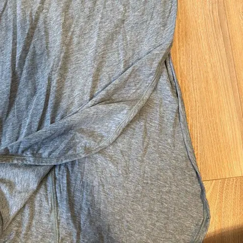 Lululemon  short sleeve side cut gray t-shirt size 8   Took size tag off but meas