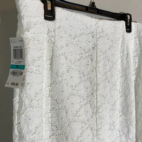 Alfani NWT Women's Size 16 Lace Elastic Waistband White Above the Knee Skirt