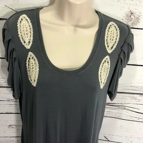Walter Baker Grey Short Sleeved Top: Ivory Lace