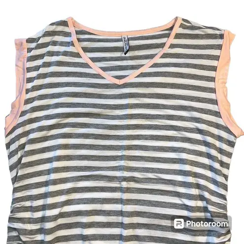 Belly by Design Womens Maternity T Shirt Top Striped Gray White Pink Ruched XL Size undefined