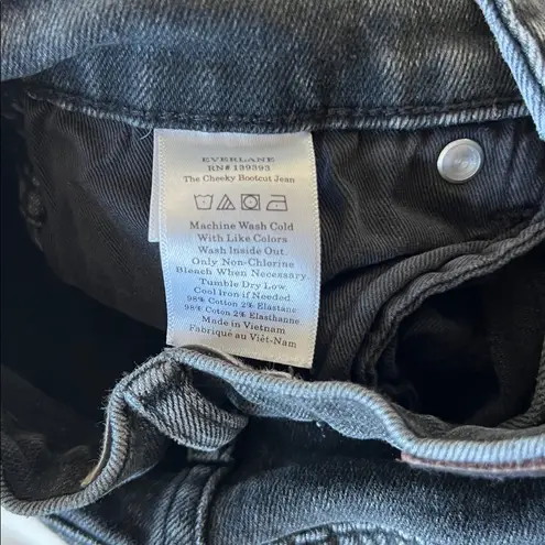 Everlane  The Cheeky Bootcut Jean Black Crop Size 24
