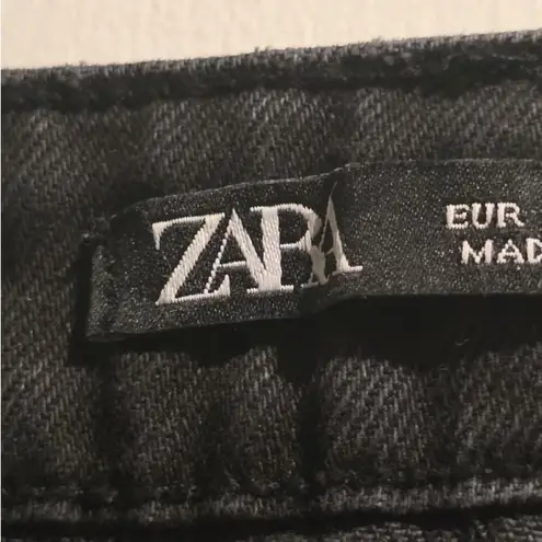 ZARA  women Charcoal Distressed Jeans