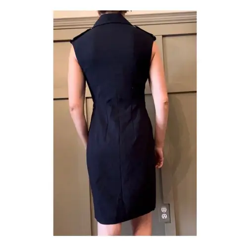 Calvin Klein  Navy Blue Gold Button Sleeveless Crepe Sheath Dress Size 2