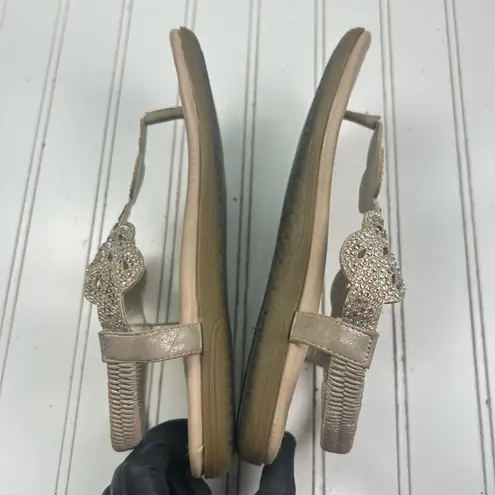 Nicole Womenโs Gold Embellished Thong Sandals โ Size 7.5