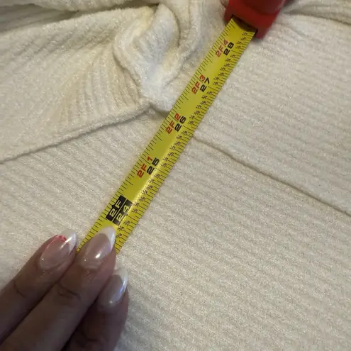 Barefoot Dreams Women's White Cozychic Ultra Lite Cardigan w/pockets. Size 3X