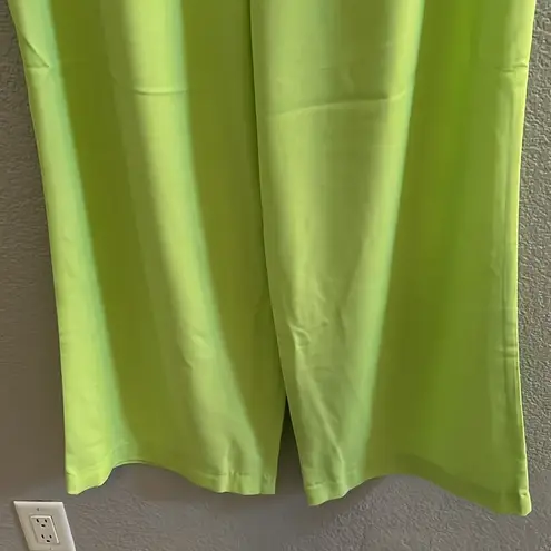 We Wore What High Rise Pleated Pant in Sharp Green Size 8
