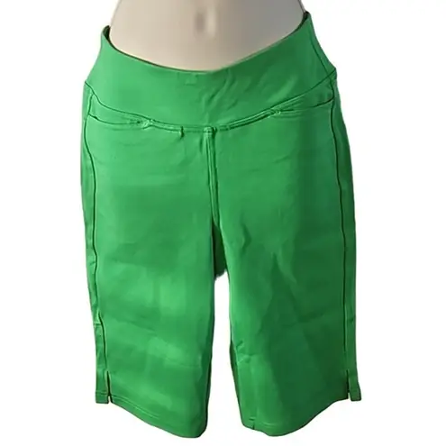 Belle by Kim Gravel Women’s Ponte Bermuda Shorts – Lush Green Size 2 NWOT