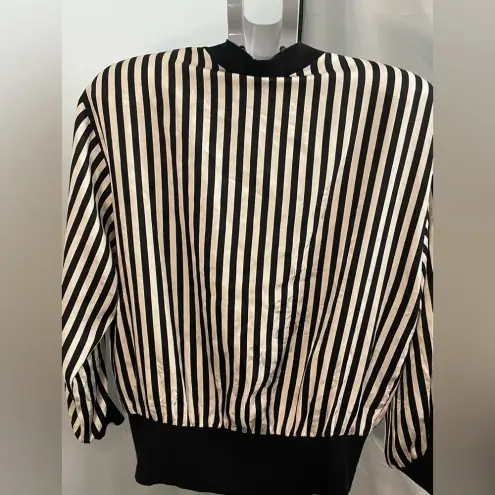Vintage‎ white and black striped floral 100% silk jacket/cardigan size 10