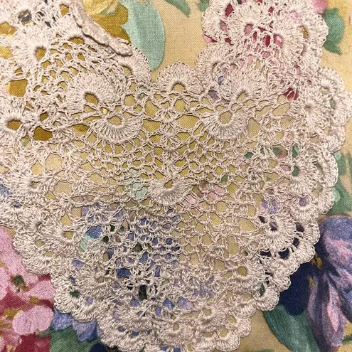 Vintage Floral Vest Lace Embellished Crochet Heart Yellow Size XL