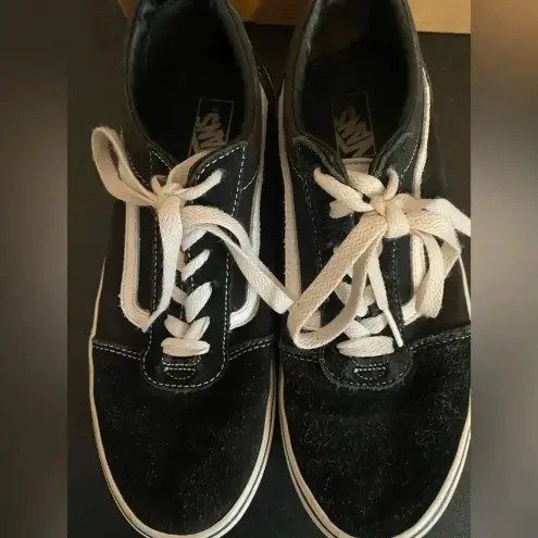 Vans Black Old School‎  Youth Size 6 W7