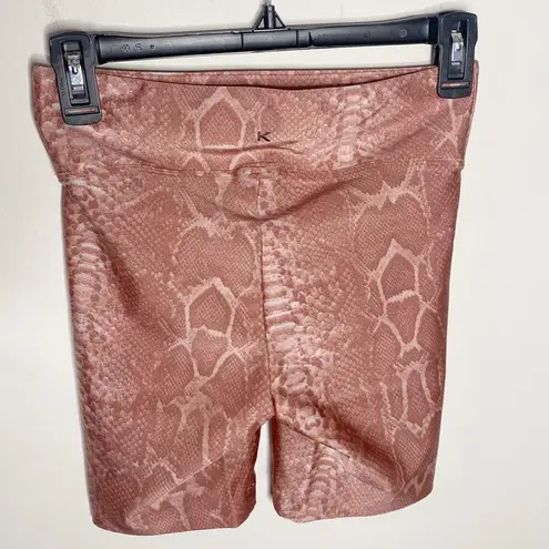 Koral slalom reptile sand high rise biker shorts size M