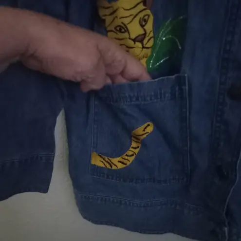 Quacker Factory M Wild Animal Denim Jungle Zoo Embroidered Casual Jacket Blue Size M