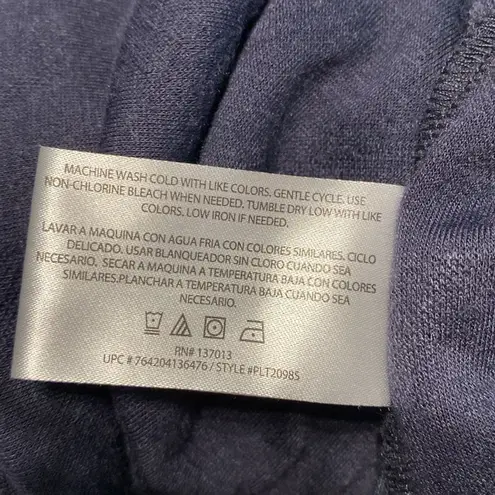 Peace & Pearls textured V-neck T-shirt top Chenille cold shoulder blue small