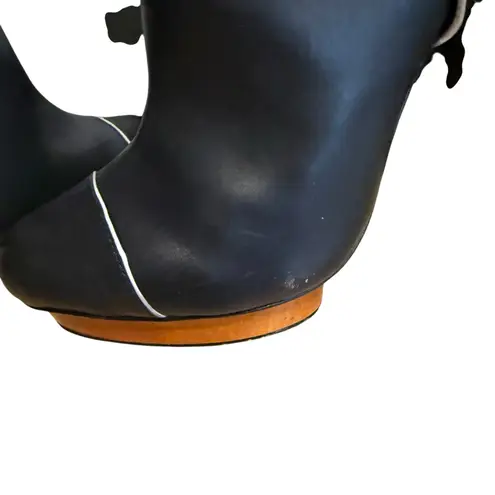 Badgley Mischka Mark & James Danise Black Leather Stiletto Heeled Tall Boots 7