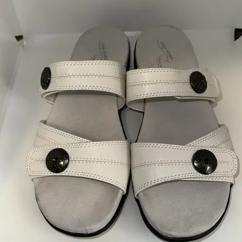 Easy Street Comfort Wave Sandals Vegan Leather Adjustable Straps Women’s 7.5