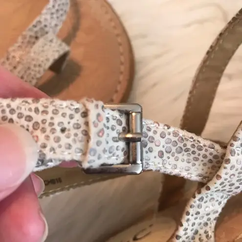 Boc Sandals Open toe w/ Toe loop and ankle strap Women’s size 9M Speckled