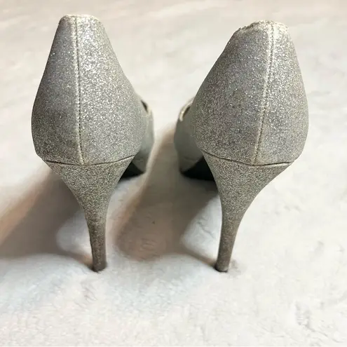 Sizzle by Coloriffics Silver Glitter High Heel Platform Pumps Size 9.5