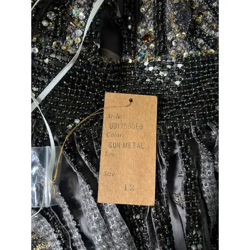 NWT Mandalay Gunmetal Embellished Fringe Cocktail Evening Dress Womens Size 12 Silver