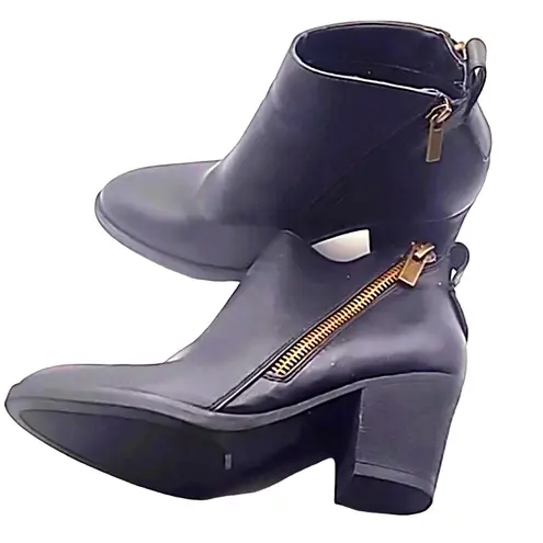 Journee Collection Women’s Black Ankle Booties Size 7 Side Zip Block Heel