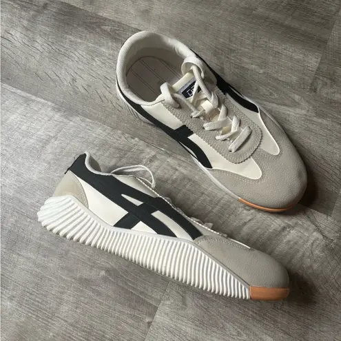 De Florance DF Cloudea Vintage Black Tan White Sneaker Women’s Shoe Size 9.5