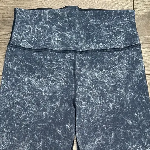 Lululemon NWOT  Train To‎ Beach High Rise Shorts 10" Denim Wash Blue Hail Multi 6