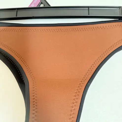 NWOT abysse. Jenna Bottom Reef