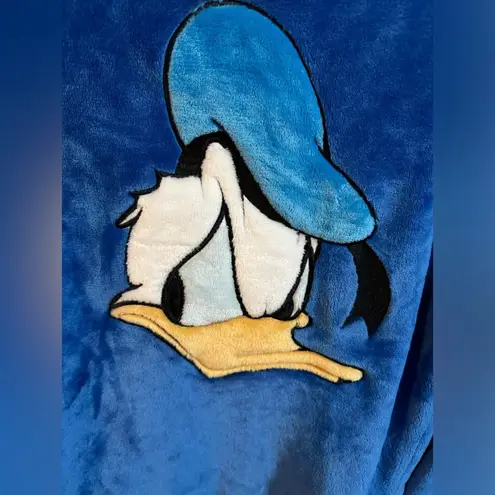 Disney  Parks Rare Donald Duck Soft Pullover Crew Neck