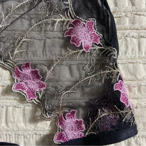 Frederick's of Hollywood Frederick’s Y2K Vtg Pink Embroidered Flowers & Black Lace Cutout Bodysuit