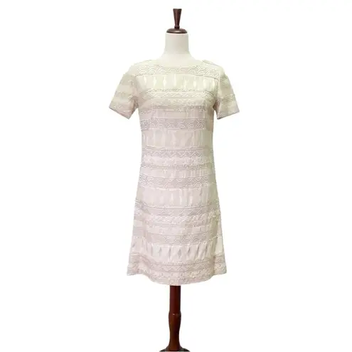 Vintage Cream Brocade Sheath Dress 60s Mod Texture Short Sleeve Shift Size Small White