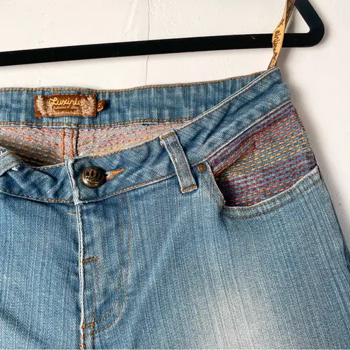 Luxirie by LRG vintage embroidered jeans Size 29
