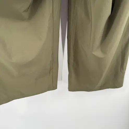 T by Talbots Pants Women's Size Medium Lightweight Stretch Wide Leg Crop Green