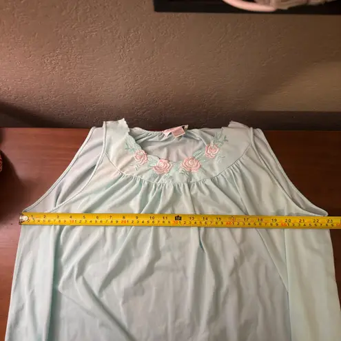 Shadowline 1X Aqua Blue Nylon Nightgown Sleeveless Roses Trim Sleepwear