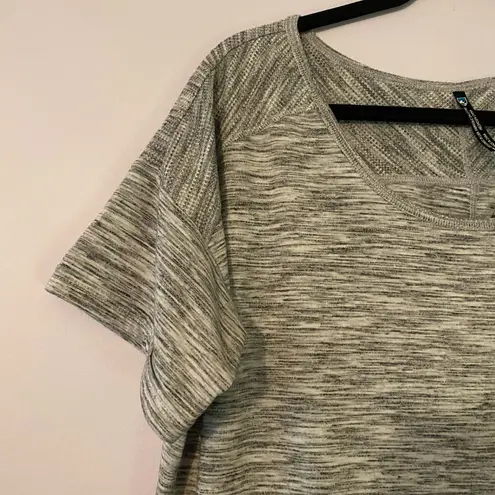 Kuhl Gray Heathered Short Sleeve Shirt Active Gorpcore Women's size Large