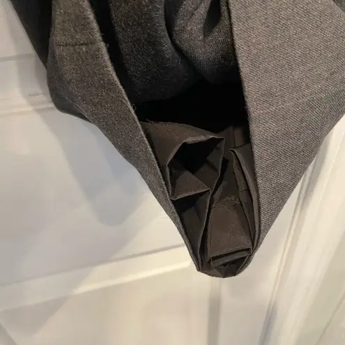 L.L. Bean Size 14 Gray Pleated Front Zip Up Wool Lined Dress Pants Trousers