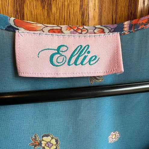 Ellie Boutique Boho Dress~Bell Sleeve~Cinch Waist Size large