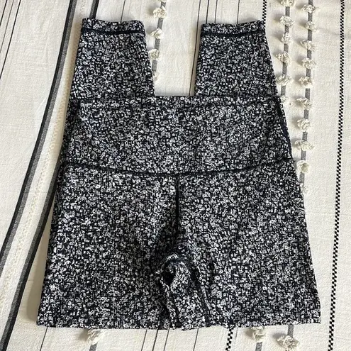 Lululemon  • wunder under hi rise 7/8 tight full on luxtreme thumbnail 30