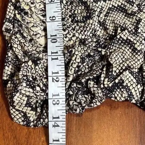 Live 4 Truth Women’s Top Shirt Black Cream White Boa Snake Animal Print Sz XL