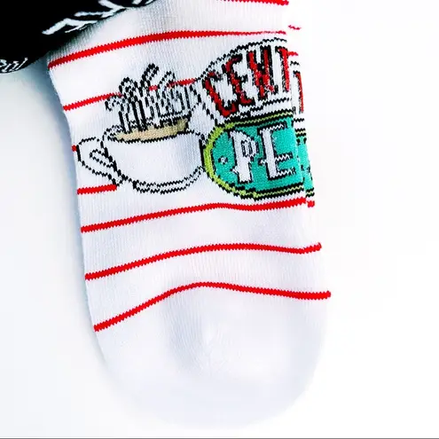 Friends 90s TV Show Womens No Show Socks Central Perk Umbrella Fun Novelty Gift White