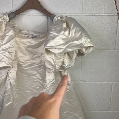 Peter Som RTR Collective
White Satin Mini Dress PUFF sleeves Sz 0 Formal silky