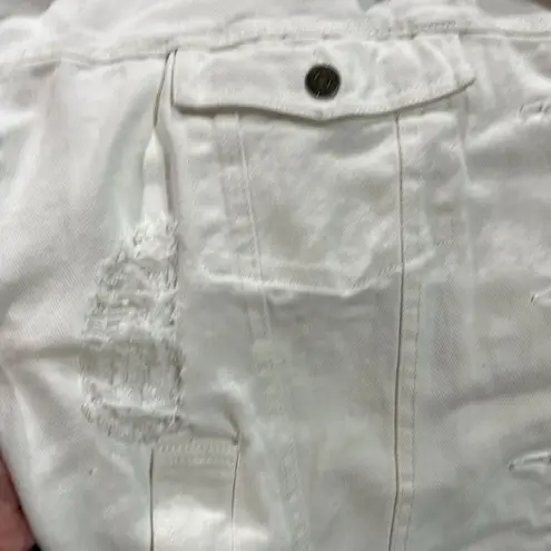 Sadie & Sage Distressed Embroidered Floral Bird Denim Jacket C28 White Size L