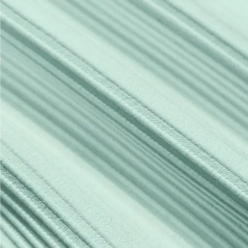 BERLOOK The Twist Backless Bikini Top ONLY 42 Blue