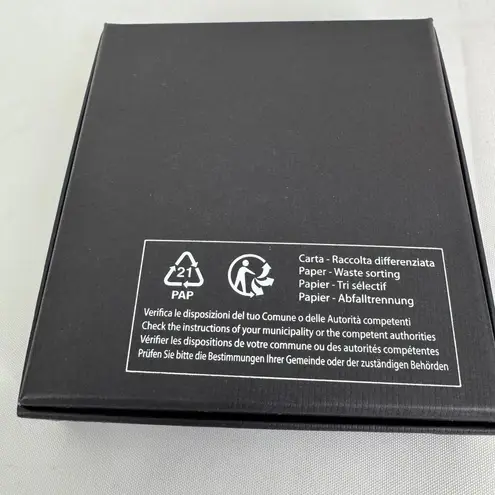 Love moschino Studded Quilted Black Cardholder