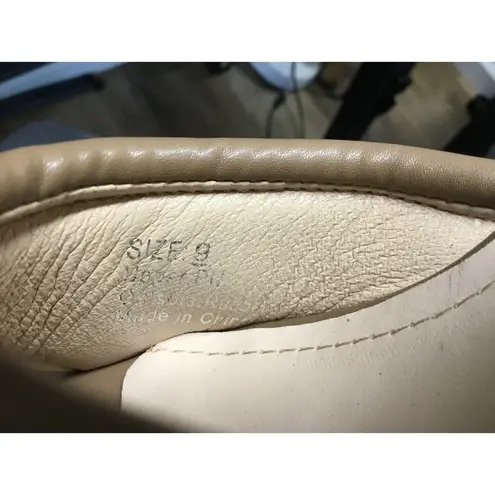 Olivia Miller Sandals Women's US 9 Brown PU Leather Slip On Triangle Block Heel