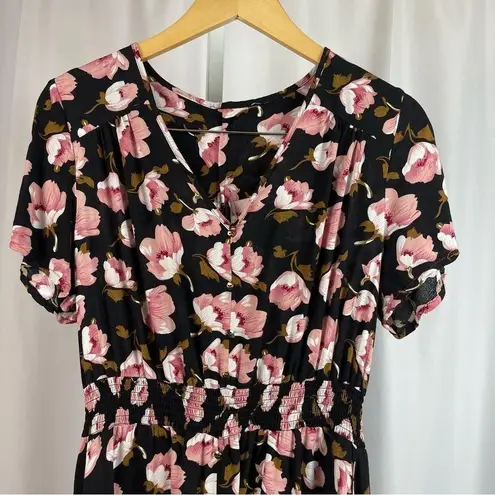 Just Found Large Floral Crochet Cottagecore Boho Modest V Neck Dress Black