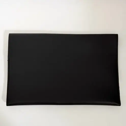 Glass Ladder & Co The Megan Clutch Black