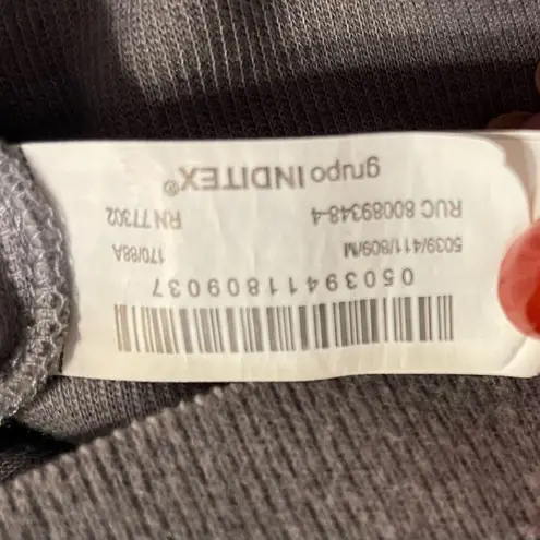 ZARA  Oversized Short Crew Sweater in Gray.  Size Medium