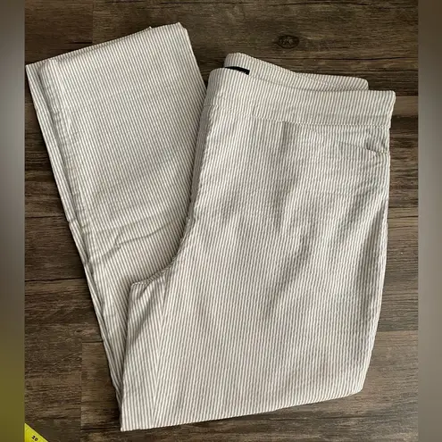 Hilary Radley Women’s Pull on Ankle Pants Size L