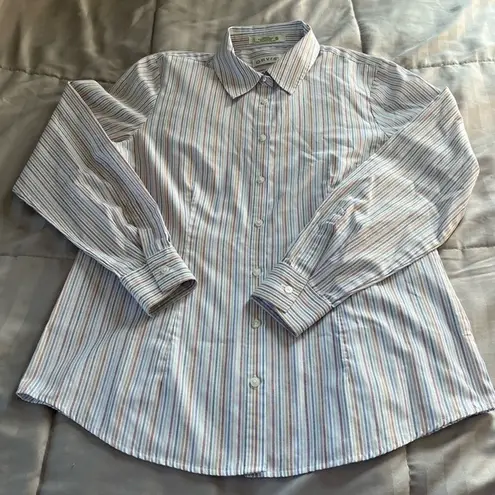 Orvis Cream and Tan Fitted Button Down Shirt with Dress Shirt Collar