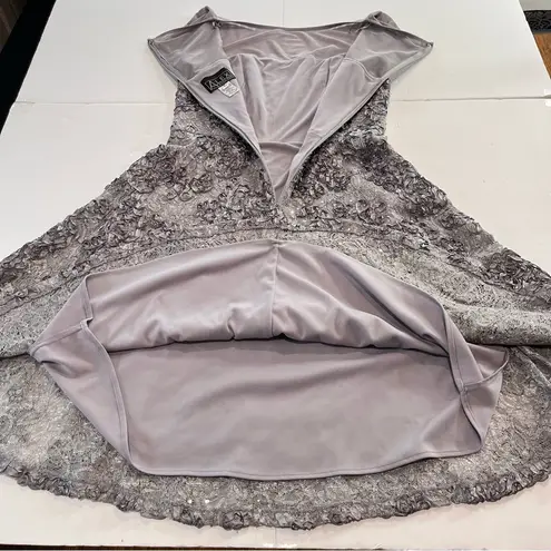 Alex Evenings Gray Lace Sequins Rosette Mesh Illusion Flare Party Dress Size 8 - Image 6