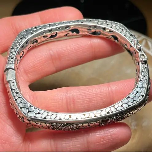 Sterling Silver Sarda Filigree Hinged Bangle Bracelet